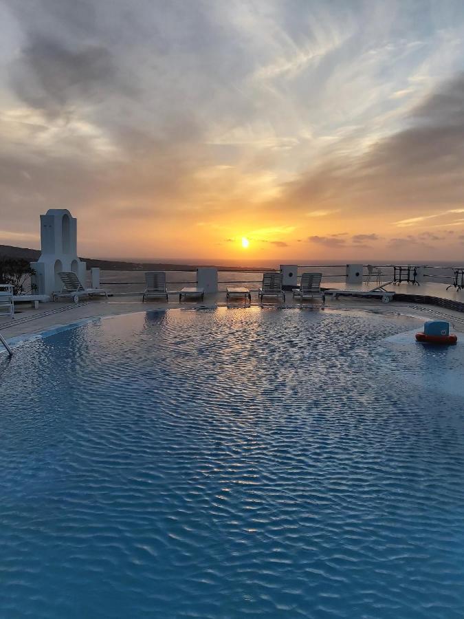 Ether Sunset Oia Buitenkant foto