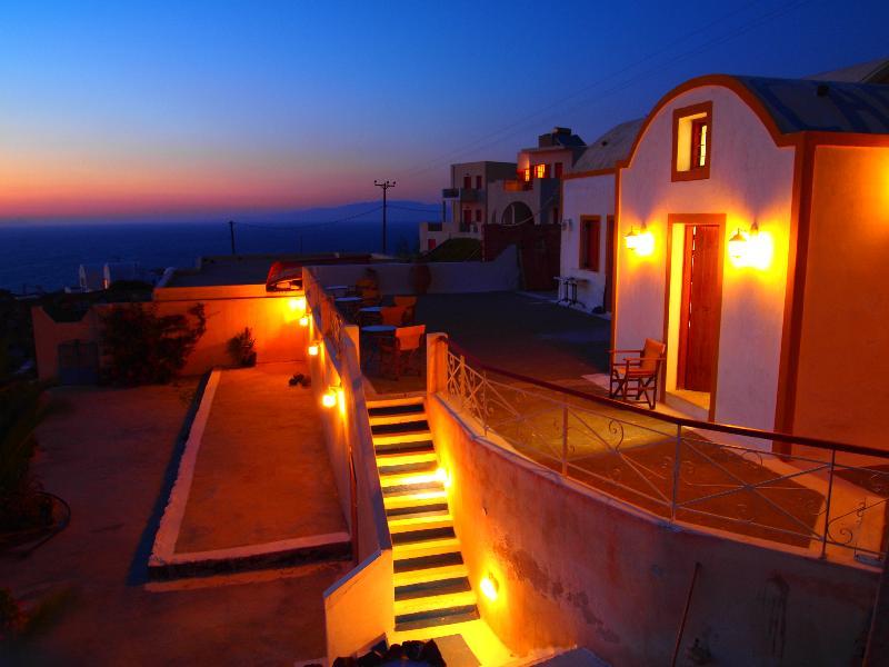 Ether Sunset Oia Buitenkant foto